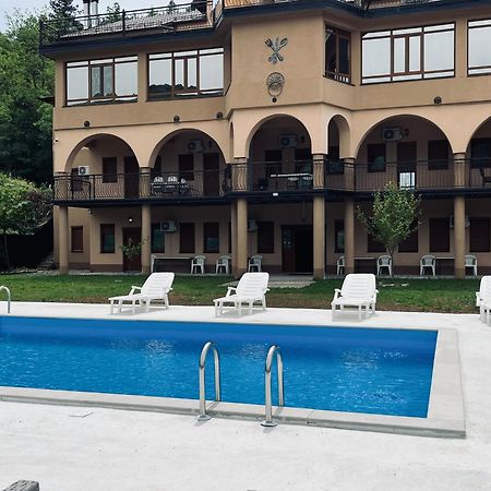 Hotel Noor Konjic Exteriér fotografie