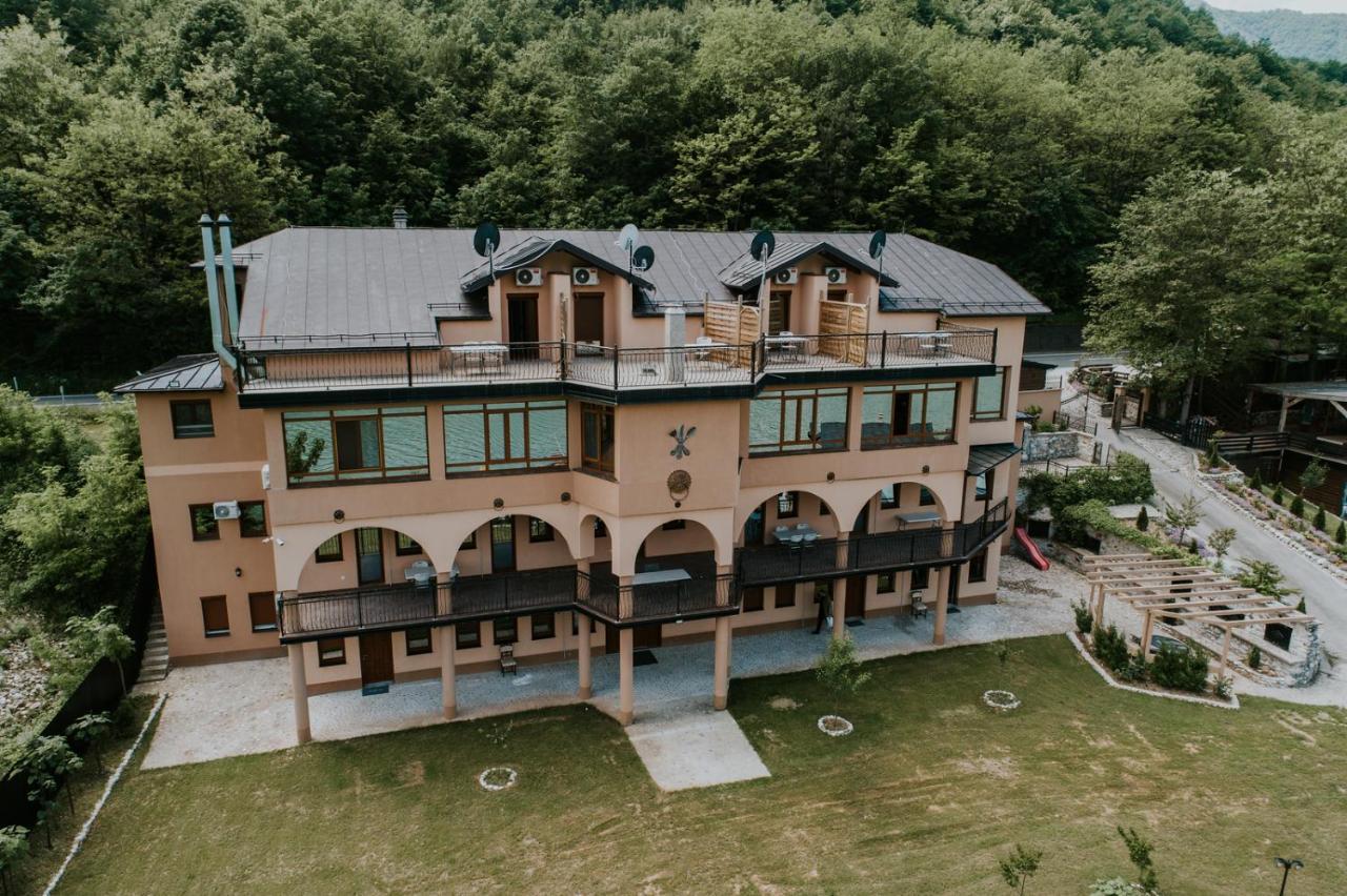 Hotel Noor Konjic Exteriér fotografie