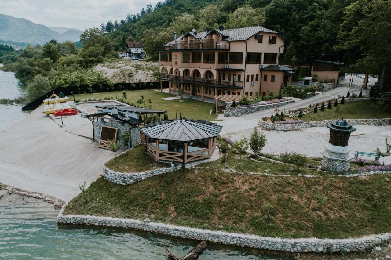 Hotel Noor Konjic Exteriér fotografie