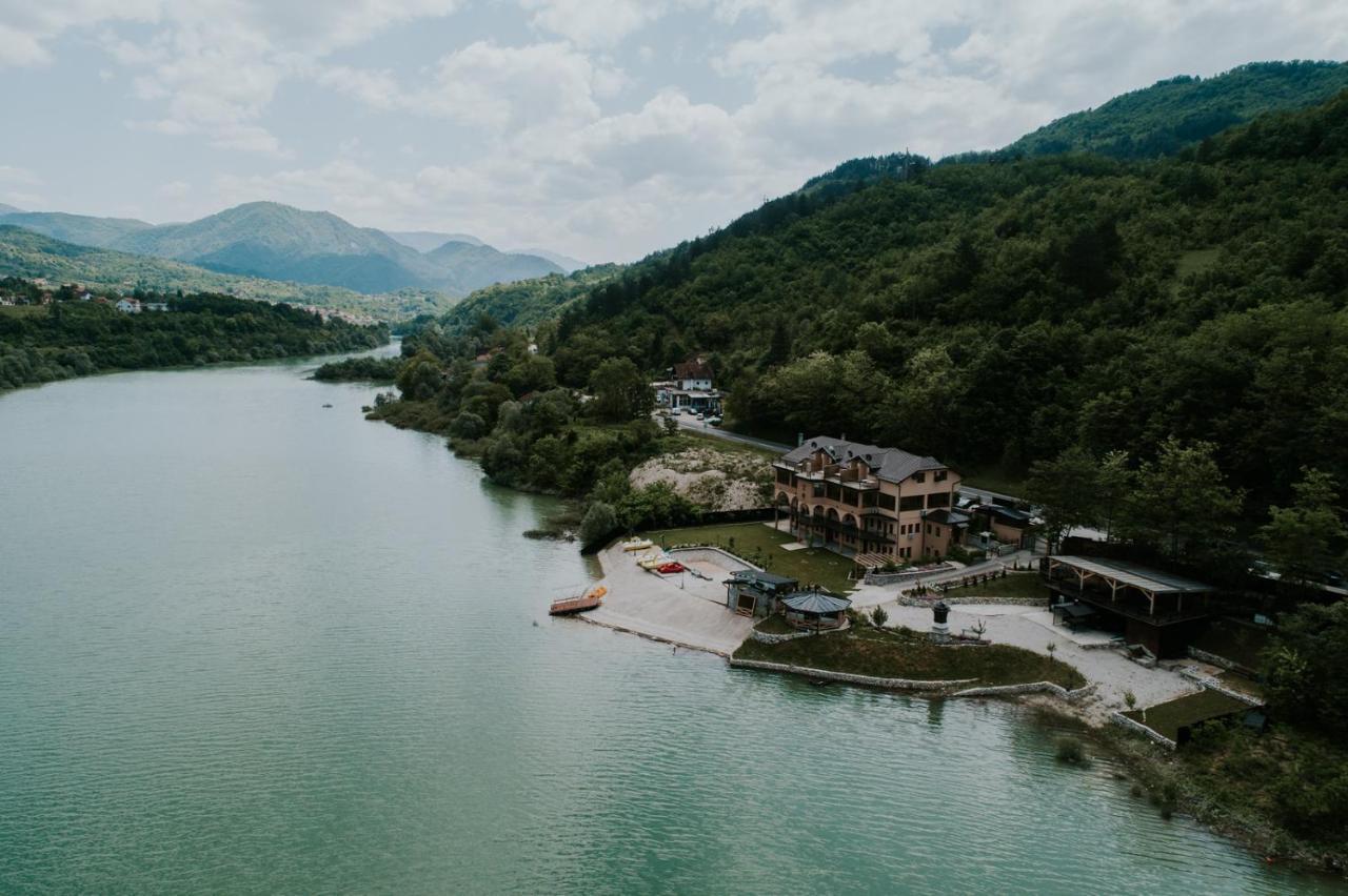 Hotel Noor Konjic Exteriér fotografie