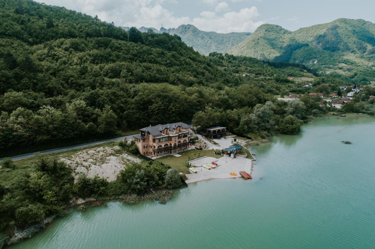 Hotel Noor Konjic Exteriér fotografie